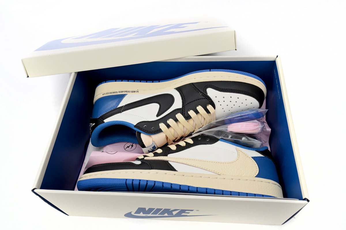 Travis Scott x Fragment Design x Air Jordan 1 Low - view 8