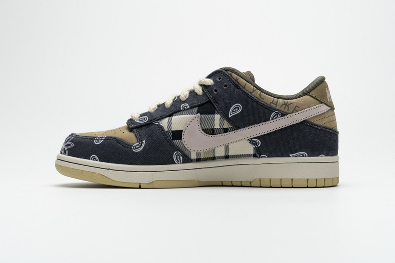 350 Travis Scott x Nike SB Dunk Low - view 5