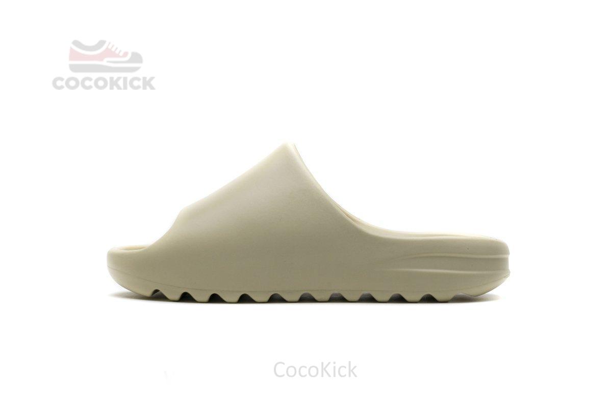 Adidas Yeezy Slide “Desert Sand”
