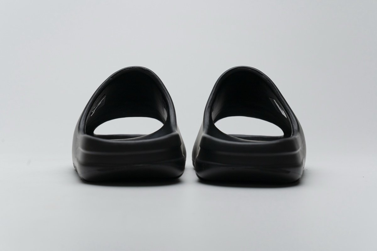 FB6348 adidas Yeezy Slide “Black” - view 6